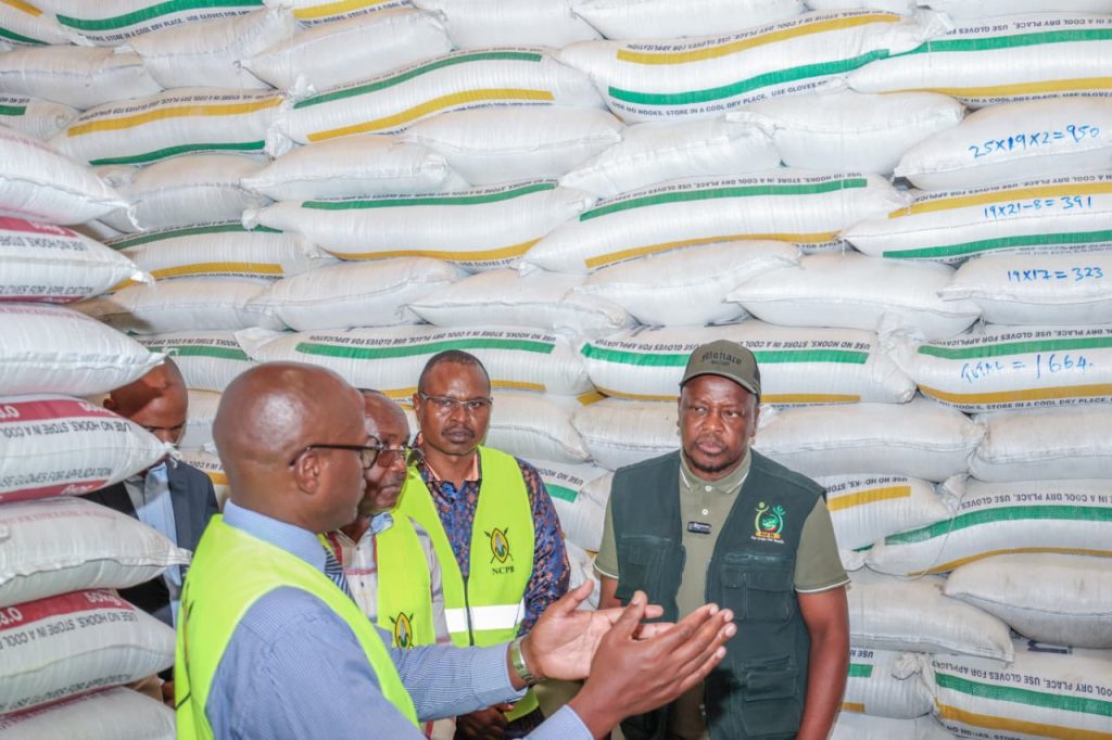 WIZARA YA KILIMO IMETOA MAKATAA YA MWEZI MMOJA KWA WAKULIMA WA MAHINDI NA KUTISHIA UAGIZAJI WA MAHINDI BILA USHURU