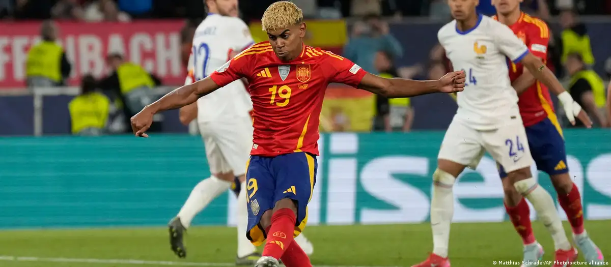You are currently viewing NI LAMINE AMA MBAPPE NUSU FAINALI KOMBE LA DUNIA?