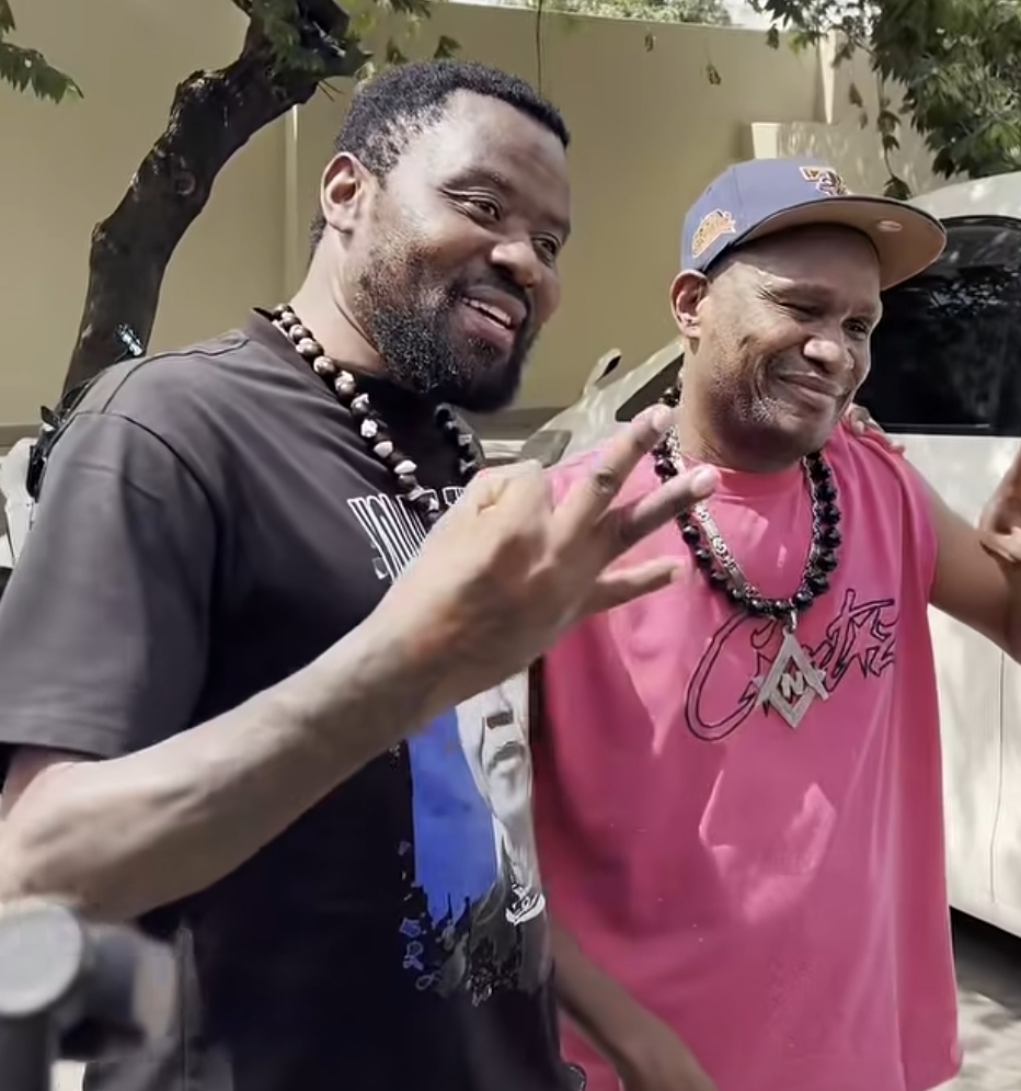 You are currently viewing TANZANIA’S MUSIC LEGENDS DUDU BAYA AND MR NICE MEET FACE-TO-FACE AFTER YEARS OF FEUD