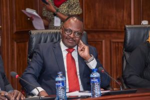 Read more about the article KAMISHNA WA IEBC ALUTALALA MUKHWANA AONYA KUHUSU MATUMIZI YA WAHUNI KWENYE MIKUTANO YA KISIASA