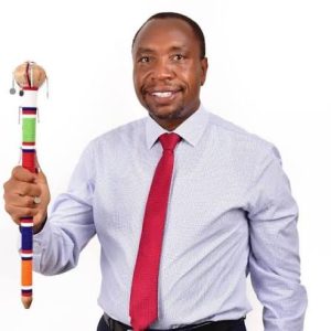 Read more about the article HAKUNA UFADHILI WOWOTE UNATOLEWA NA RAIS MSTAAFU UHURU KENYATTA