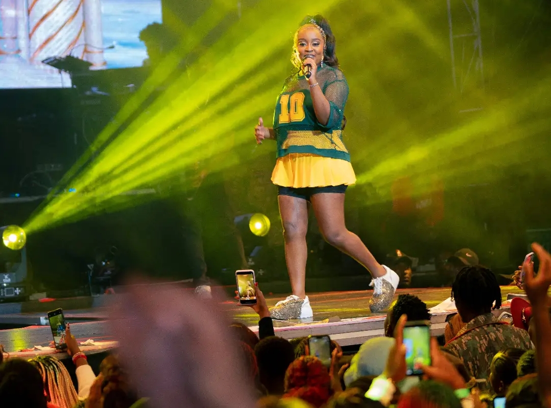 You are currently viewing NADIA MUKAMI THANKS FANS, SPONSORS AND FELLOW MUSICIANS AFTER SUCCESSFUL 10 YEARS ANNIVERSARY CONCERT