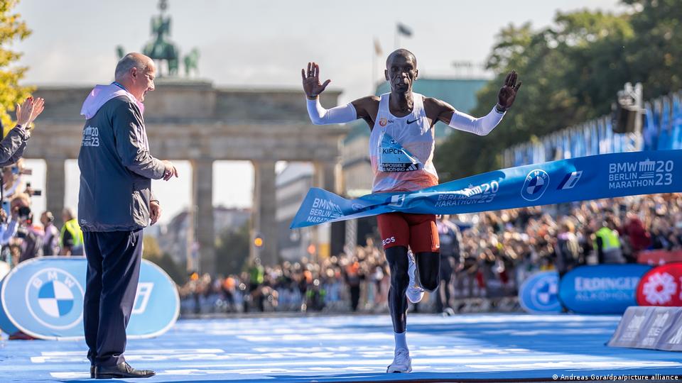 KIPCHOGE ASHINDA MARATHONI KWA MARA YA KWANZA TANGU 2023